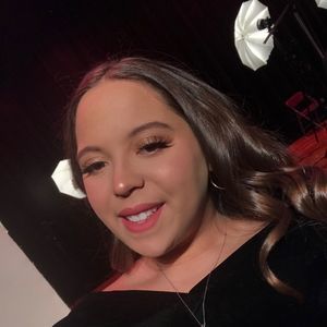 Meet your Posher, Annyeliris